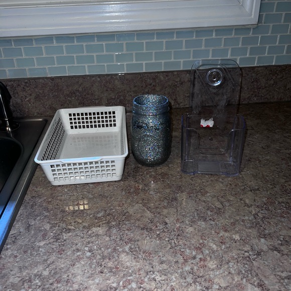 bundle Desk or office organizer storage containers - Picture 10 of 11